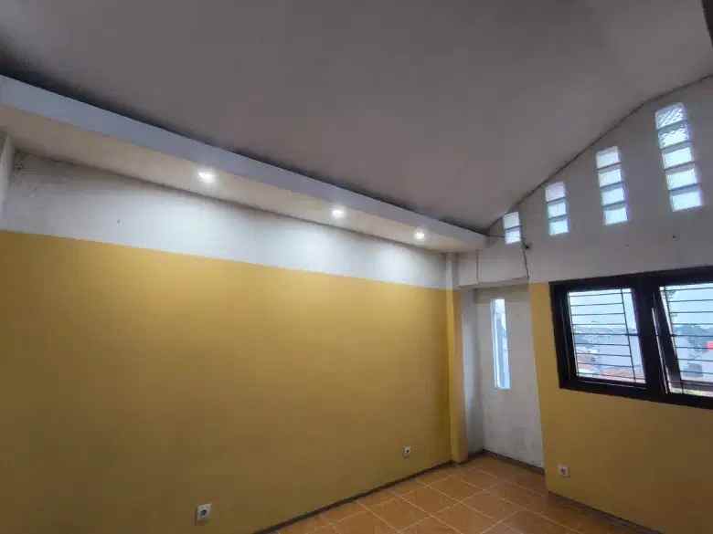 rumah kekinian dijual 3 lantai rooftop kebagusan