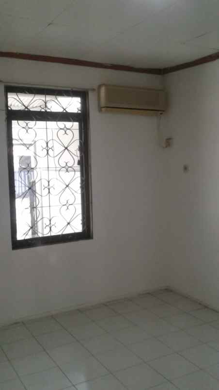 rumah kelapa puan kelapa gading