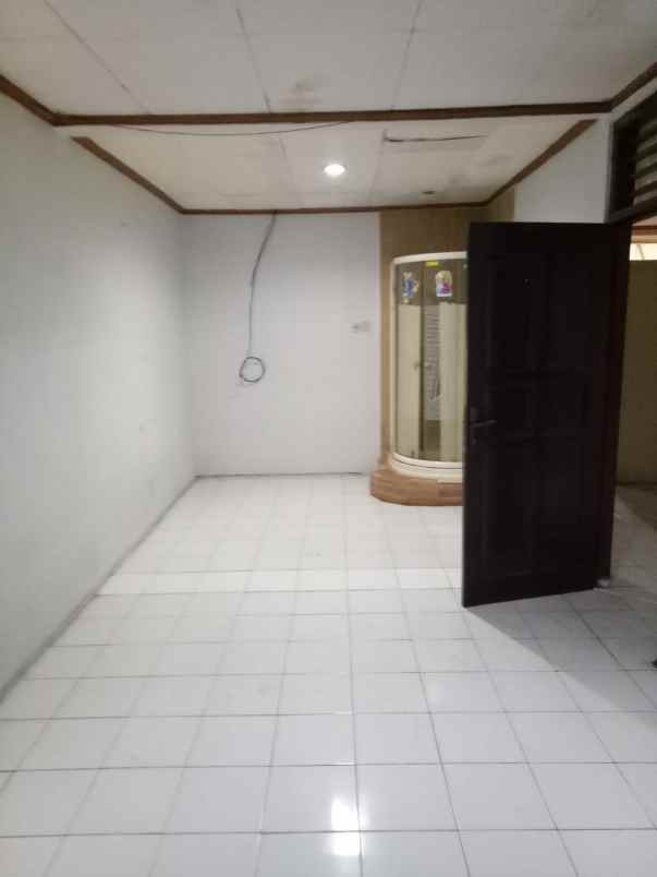 rumah kelapa puan kelapa gading