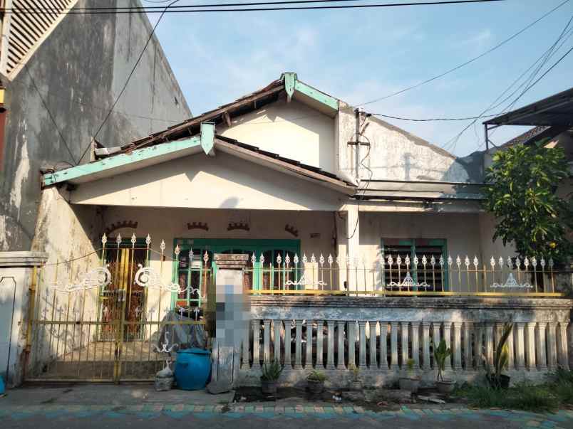 rumah lama hitung tanah di sidotopo wetan