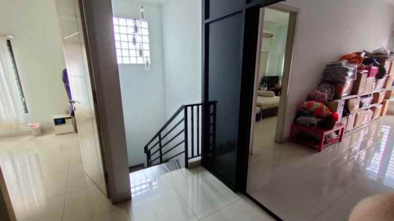 rumah lt 150 m2 di cempaka putih jakarta pusat murah