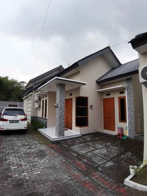 rumah luas full furnished lokasi strategis di ngaglik