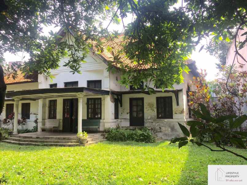 rumah main road sayap gatsu kota bandung