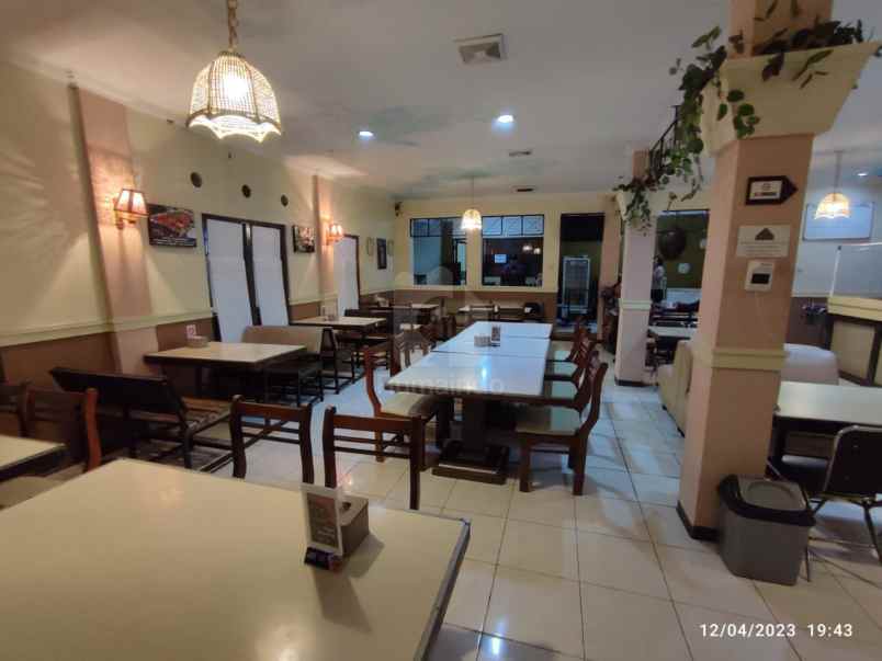 rumah makan legendaris di bandungan berdiri sejak 1995
