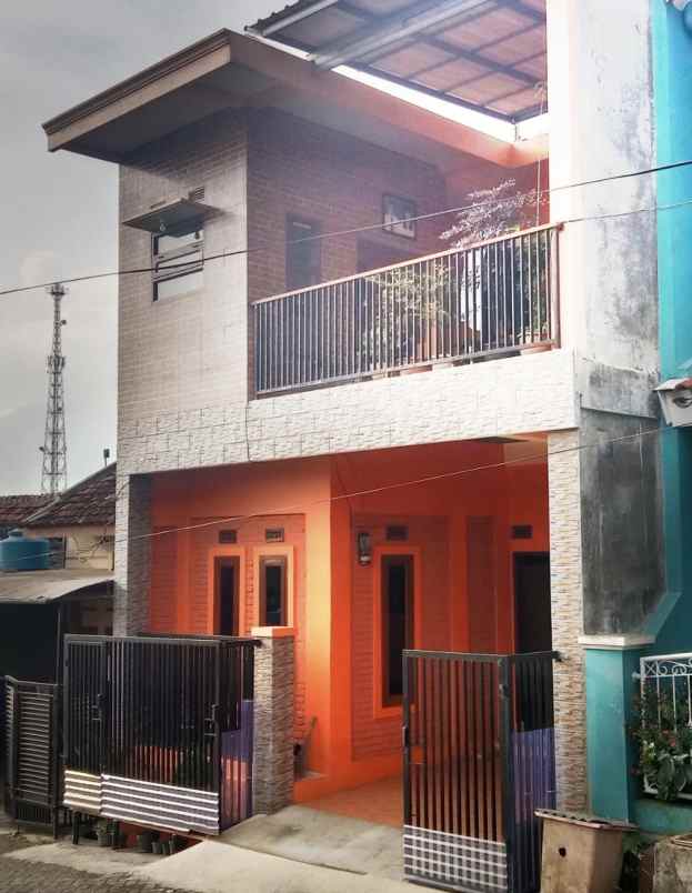 rumah mewah 2 lantai 5 menit tol jatinangor sumedang