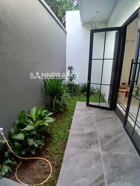 rumah mewah 3 lantai luas 335m2 di ciganjur jaksel iml