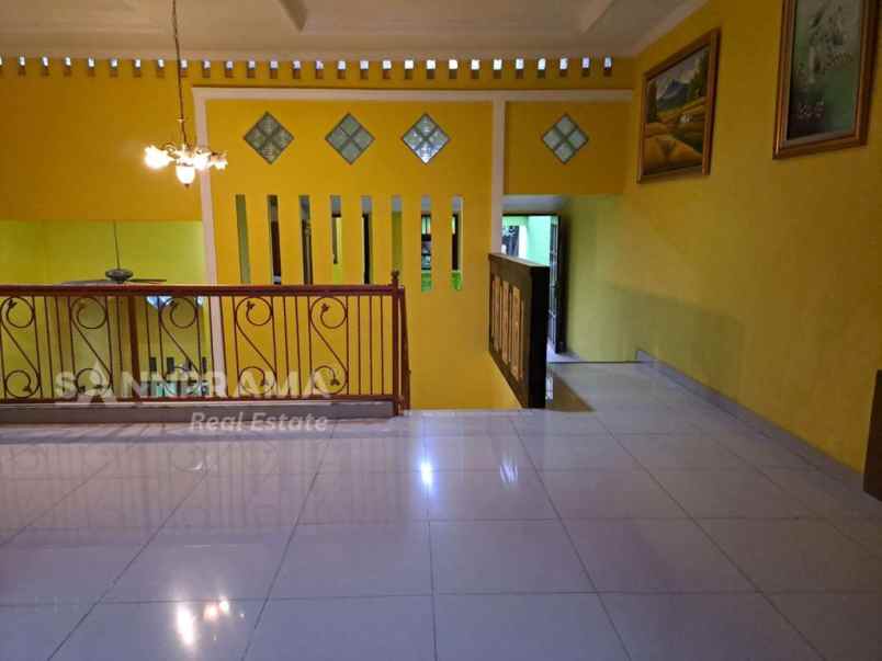 rumah mewah dan luas deket kampus tugu cimanggis fry