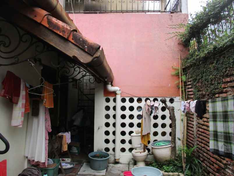 rumah mewah dekat kampus ugm