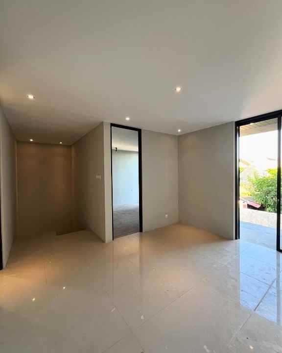 rumah mewah full furnish di condongcatur depok