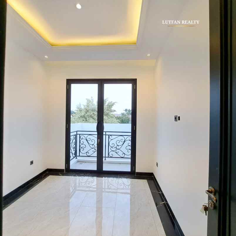 rumah mewah jagakarsa dekat tol brigift