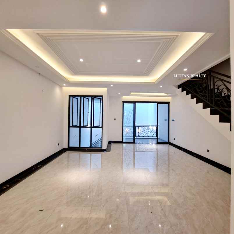 rumah mewah jagakarsa dekat tol brigift