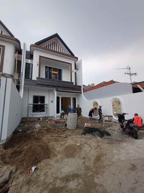 rumah mewah jagakarsa jakarta selatan siap huni