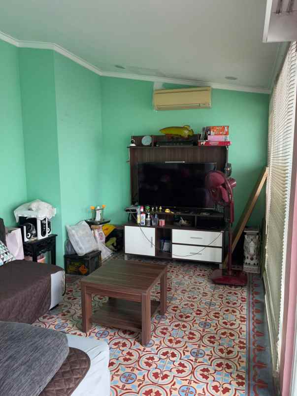 rumah mewah siap huni di menteng jakarta selatan