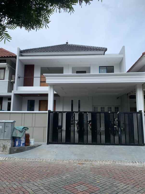 rumah minimalis baru gress 2 lantai graha famili
