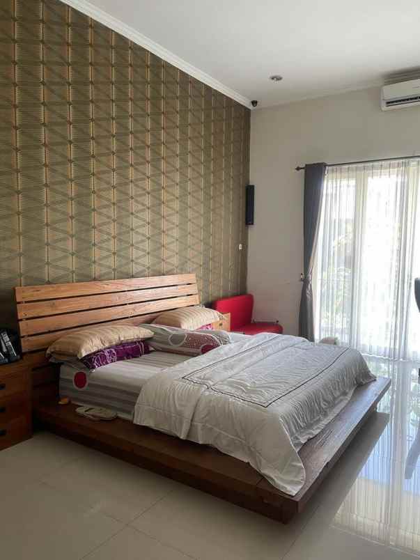 rumah minimalis san antonio pakuwon city