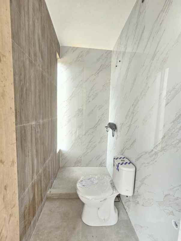 rumah modern di bintaro pondok aren tangsel