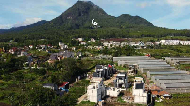 rumah ngaglik kec batu batu kota