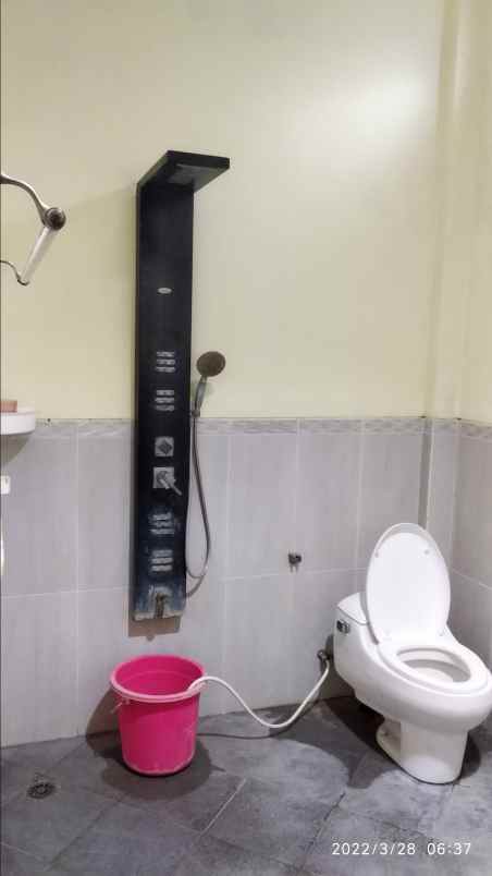 rumah perum mojosongo kel mojosongo