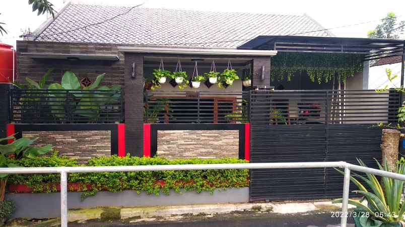 rumah perum mojosongo kel mojosongo