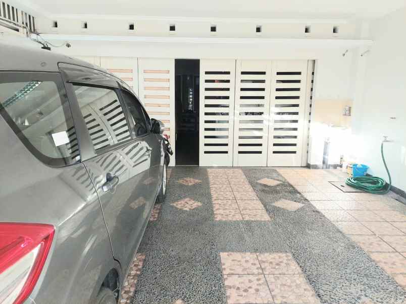 rumah pinang kota tangerang