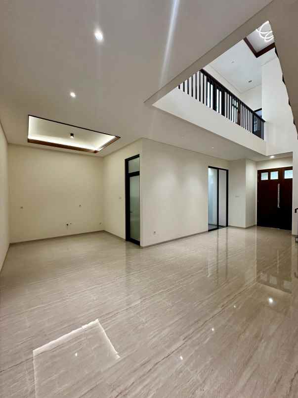 rumah premium siap huni lokasi cluster golf araya