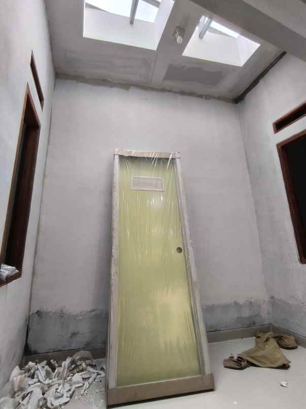 rumah ready 3 kamar tidur cash nego sawangan