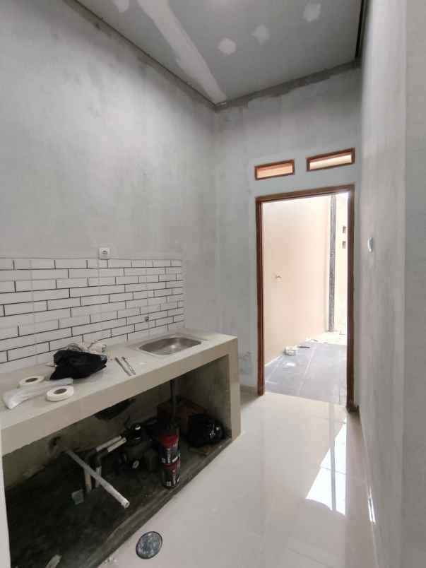 rumah ready 3 kamar tidur cash nego sawangan