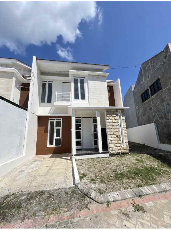 rumah ready stock 2 lantai ponorogo