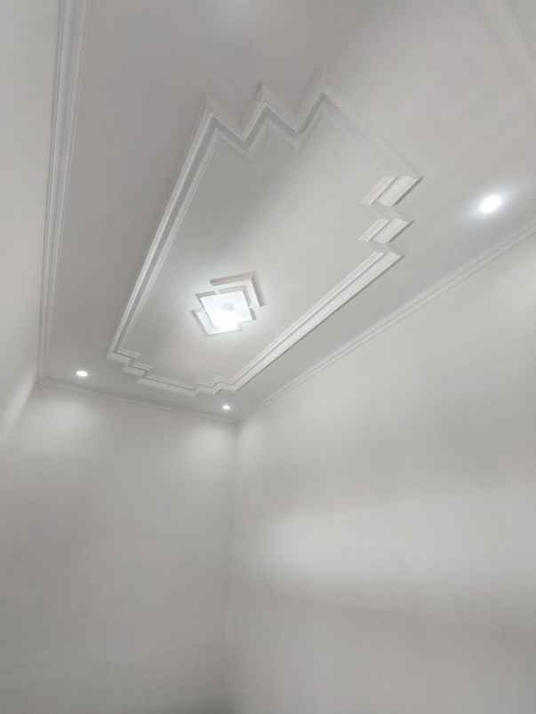 rumah second full renove siap huni di semarang