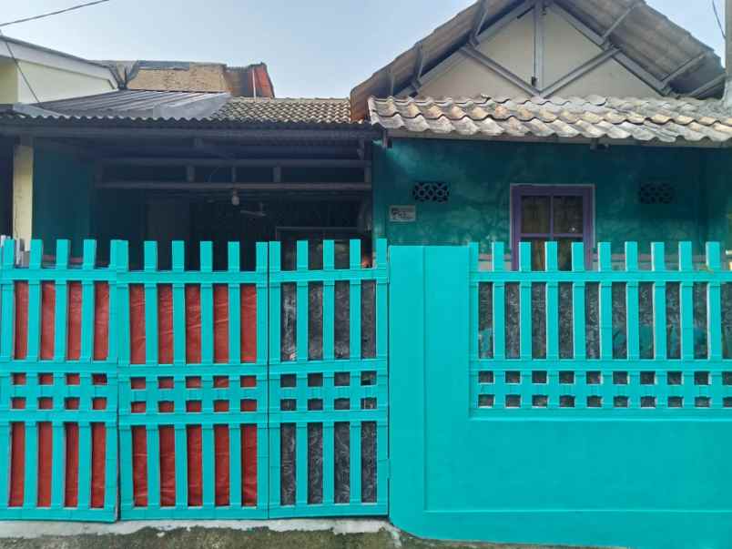 rumah second siap huni bumi sawangan indah 2 depok