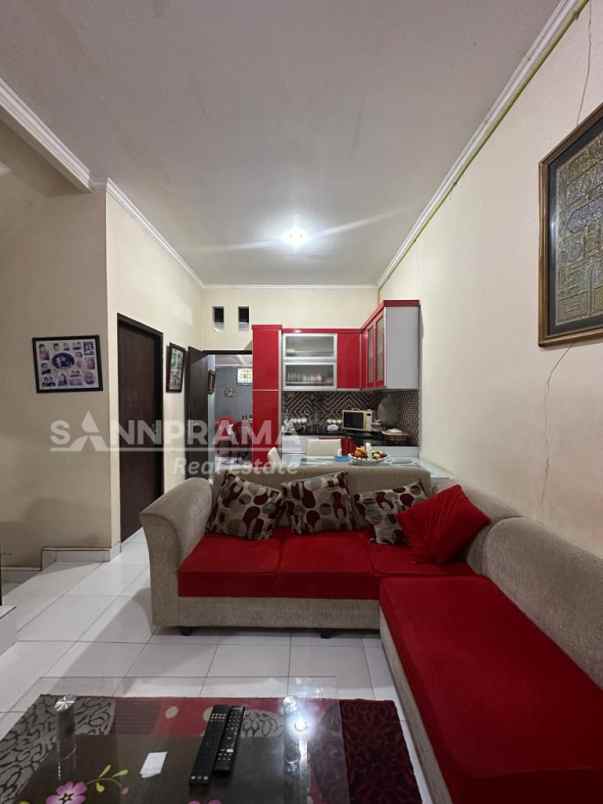 rumah second siap huni di beji kota depok