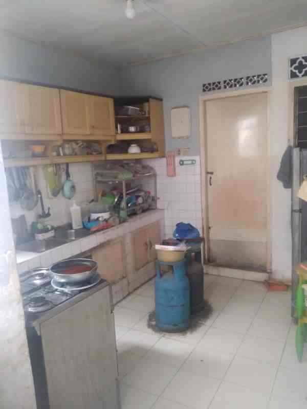 rumah second strategis di perumnas beji depok utara