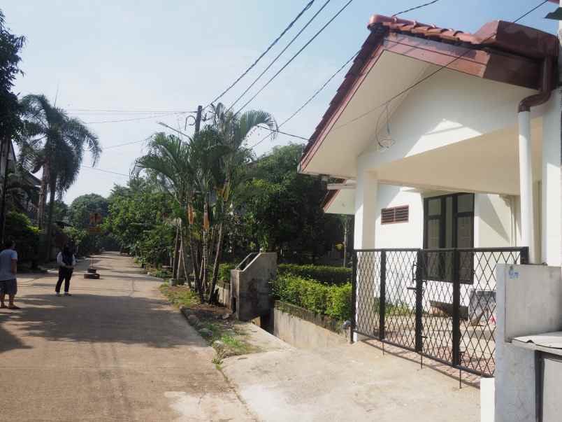 rumah second tanah luas di puri anggrek mas depok