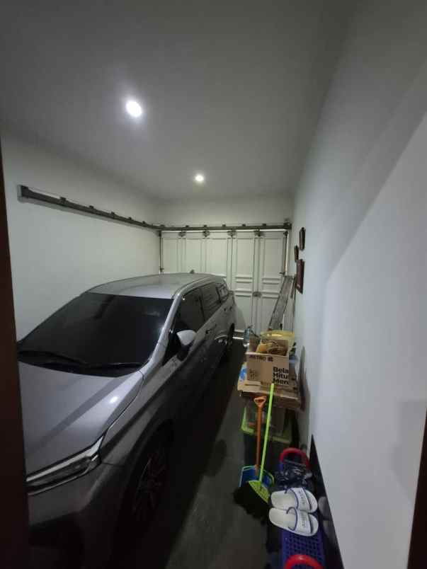 rumah secondary siap huni di cempaka putih