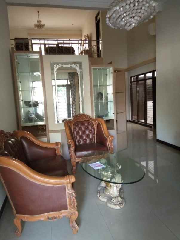 rumah semi furnish di dharma husada indah