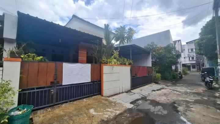 rumah siap huni 5 km ke kampus ugm jogja di seturan