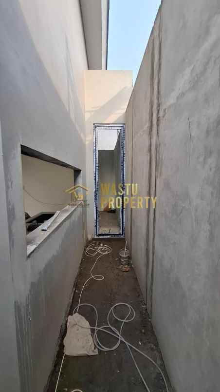 rumah siap huni dekat exit tol jogja solo di kalasan