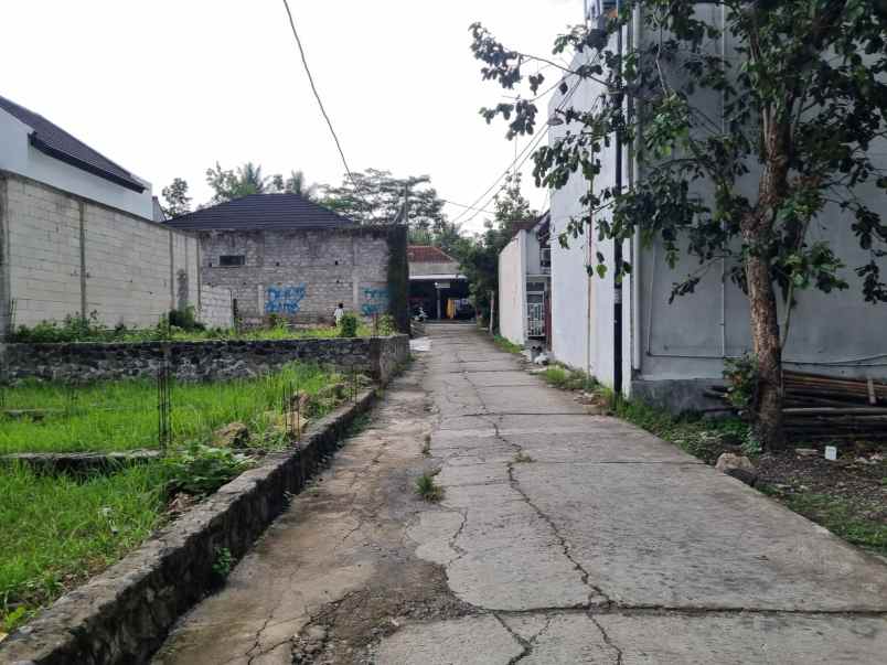 rumah siap huni dekat universitas mercu buana