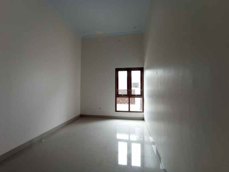 rumah siap huni utara maguwoharjo dekat budi mulia 2