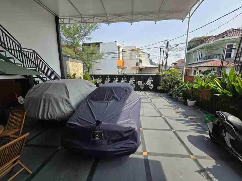 rumah strategis di duren sawit cocok untuk hunian usa