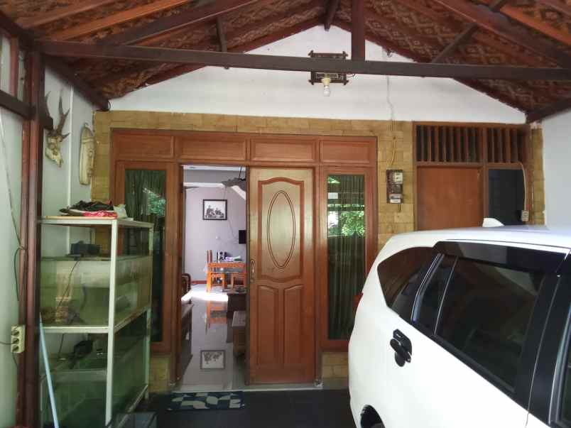 rumah tinggal di bintaro jaya