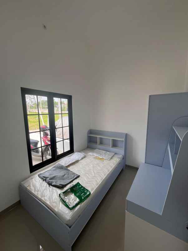 rumah type eropa klasik di bedahan depok ready 2 unit