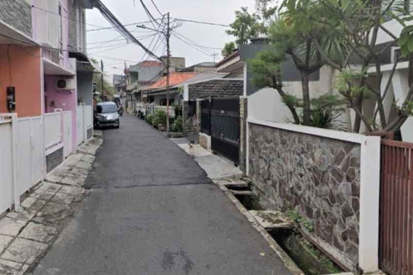 rumah utan kayu selatan matraman