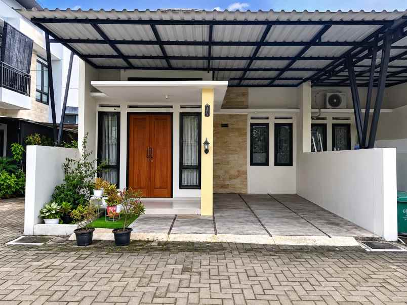 siap huni siap jadi milik rumah minimalis di pamulang