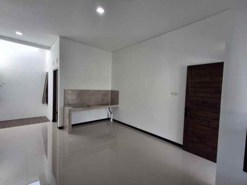 sisa 1 unit rumah terlaris belakang kampus umy jogja