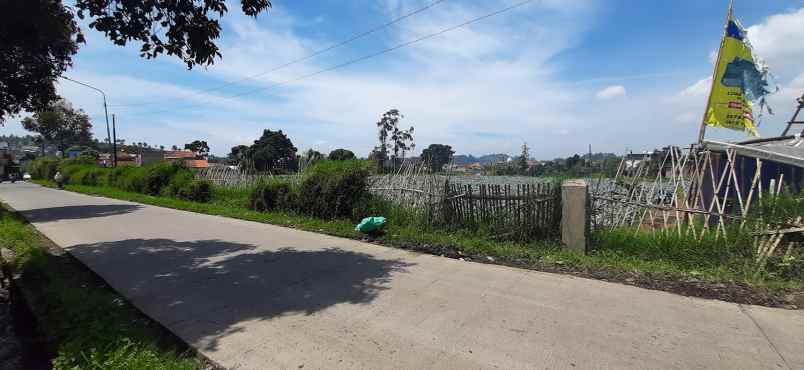 tanah desa cikahuripan