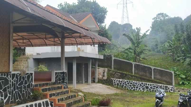 tanah di jalan utama gunung geulis cocok untuk villa