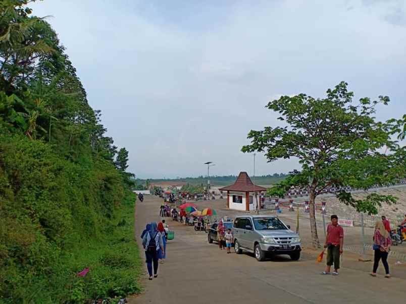 tanah kerjo karanganyar