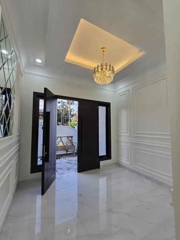 turun harga rumah mewah siap huni di pondok bambu