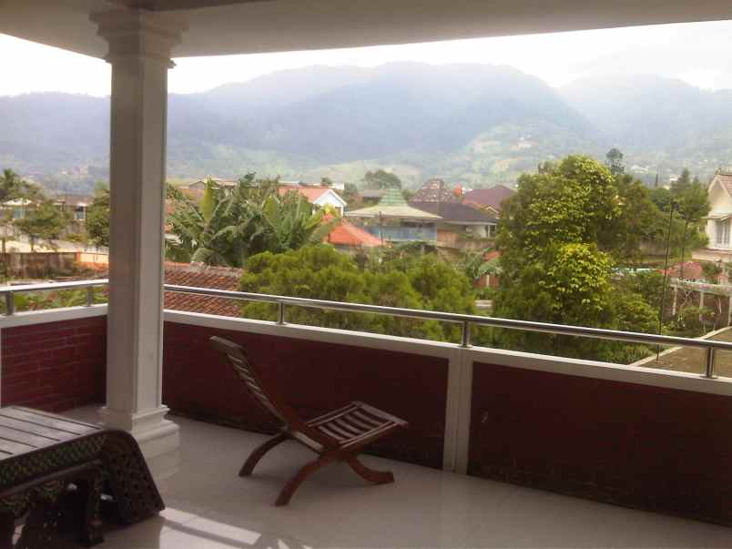 villa alamat jalan cisarua km 80